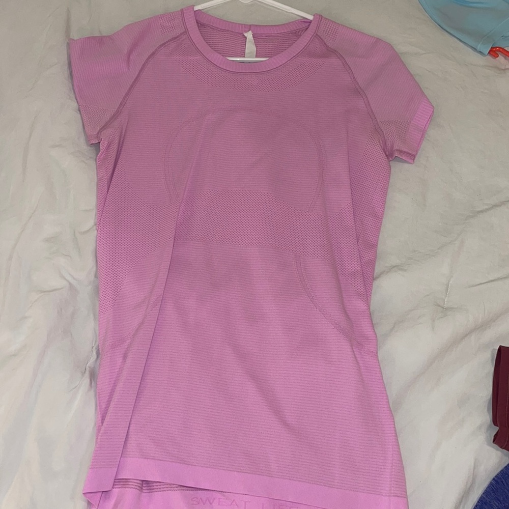 bright pink swiftly tee hardly worn